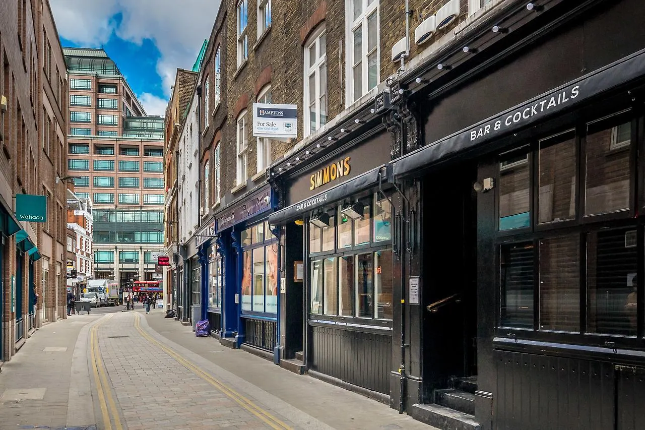 Apartment Square Mile Residences London