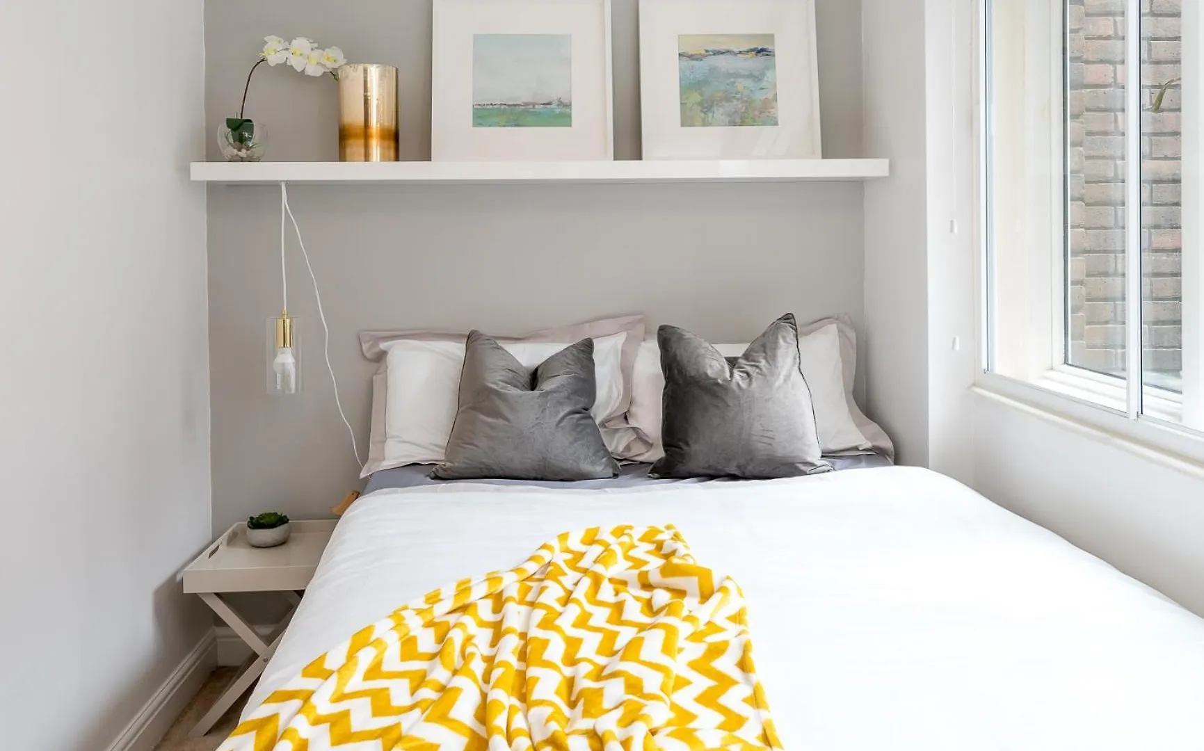 Square Mile Residences contacts